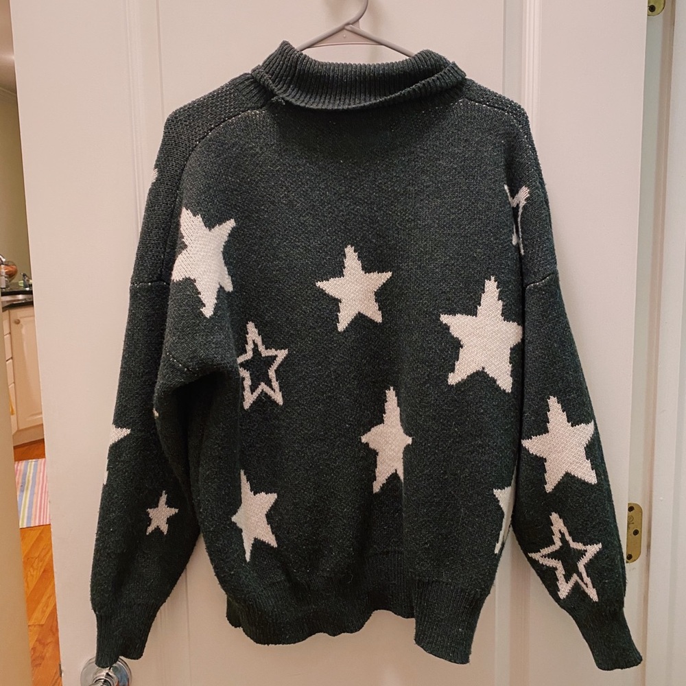 Luca & Grae Star Sweater✨